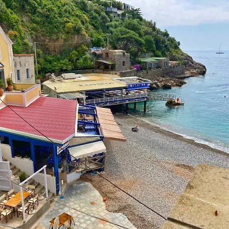 Mimi Sul Mare Massa Lubrense